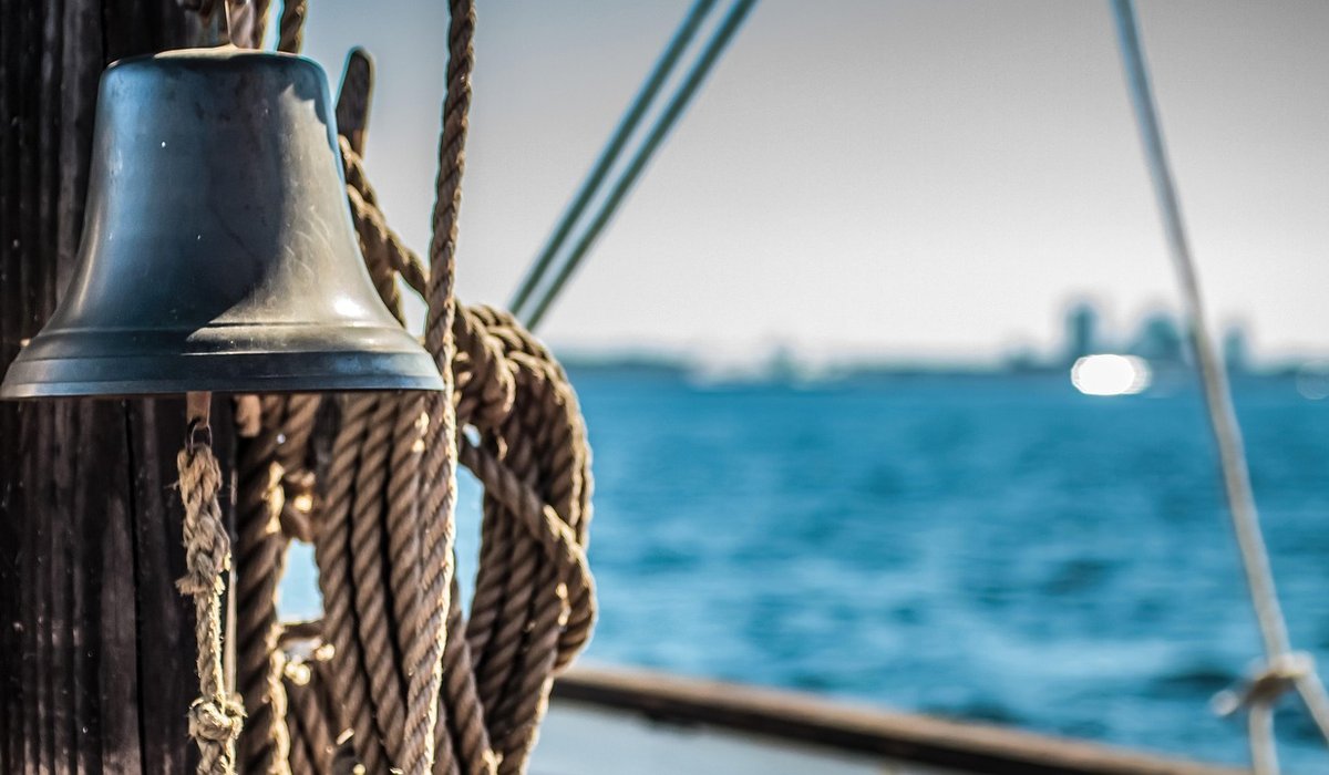 Preventing Seasickness on Family Day Trips