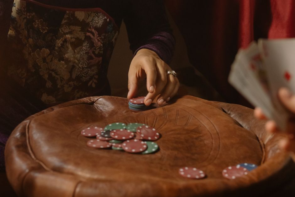 Slot Volatility Explained: Why Big Wins Feel So Rare