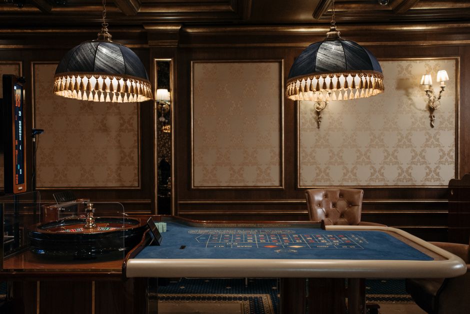 Slot Volatility Explained: Why Big Wins Feel So Rare